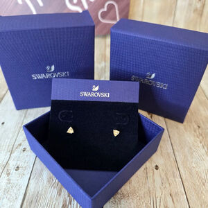 Women's Swarovski Gold Earrings
